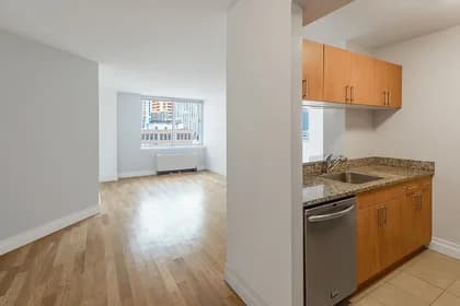 776 6 Ave #29A, Manhattan, NY 10001