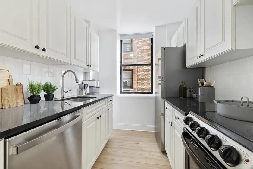 50 West 34 Street #25C03, Manhattan, NY 10001 apartment_kitchen 1