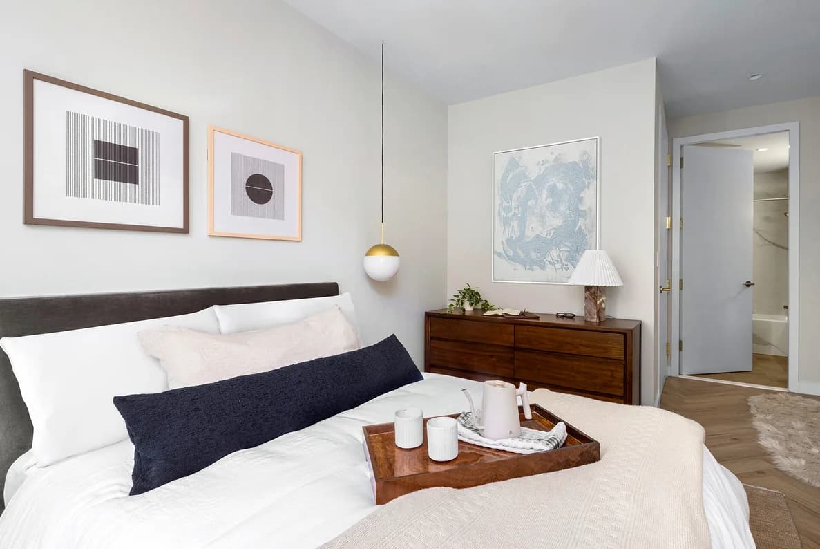 70 West 37 Street #222, Manhattan, NY 10018 apartment_bedroom_room 1
