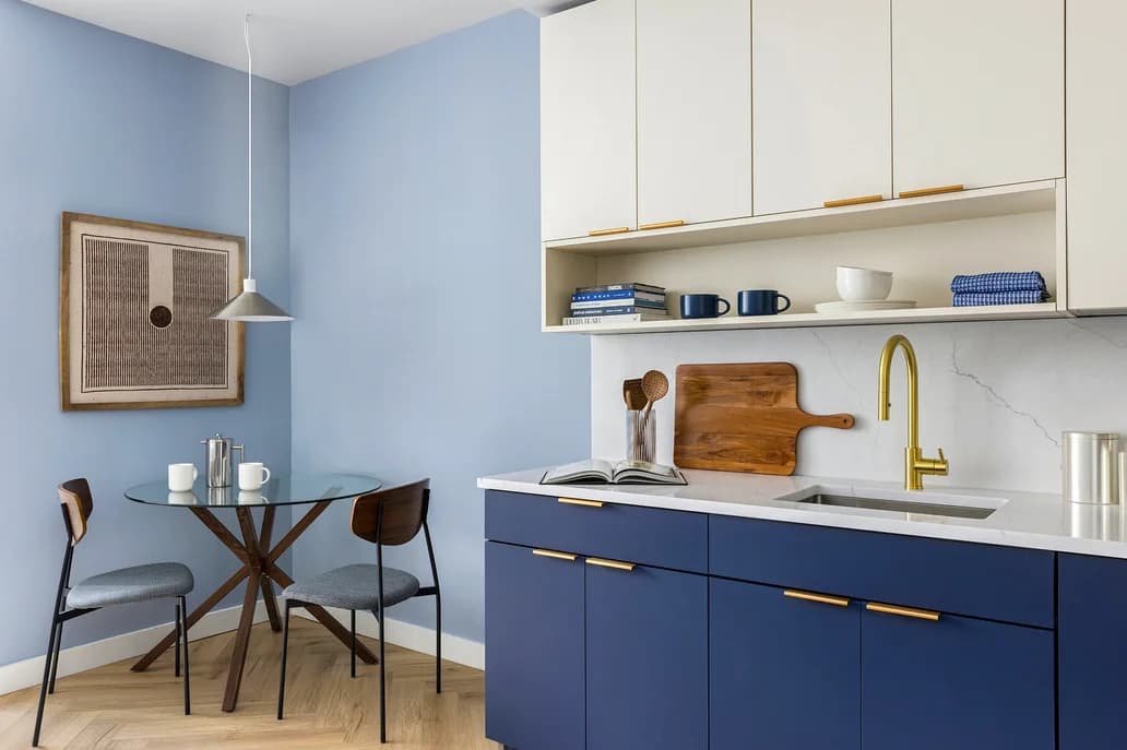 70 West 37 Street #420, Manhattan, NY 10018 apartment_kitchen 1
