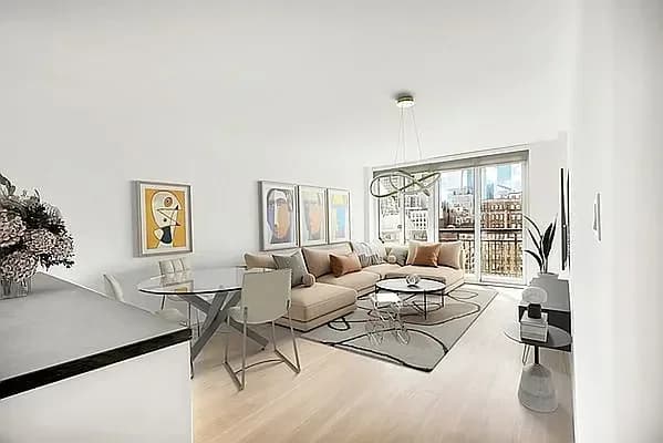 70 West 37 Street #517, Manhattan, NY 10018