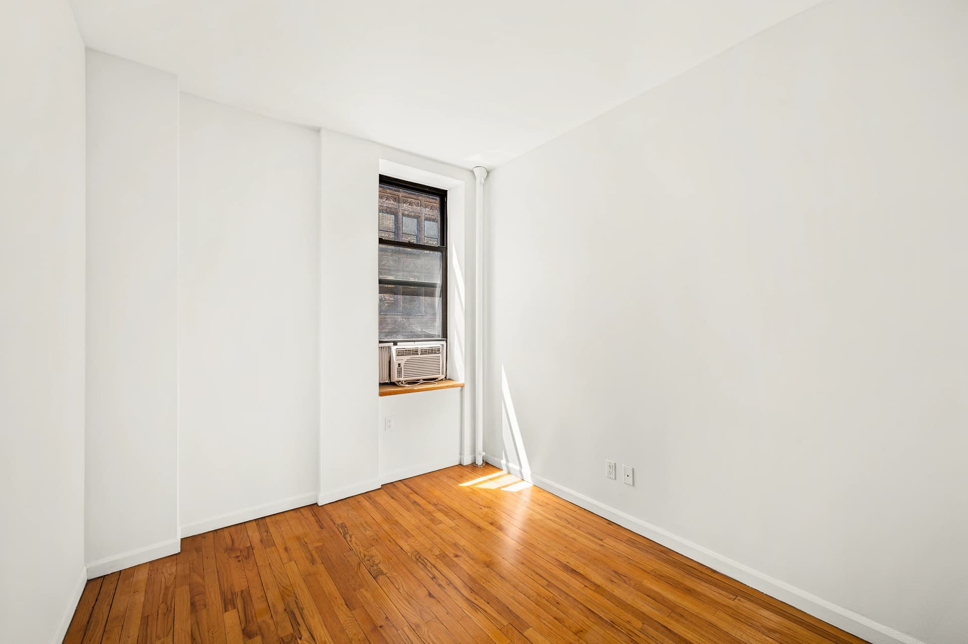 121 Madison Avenue #11C, Manhattan, NY 10016 apartment_bedroom_room 1