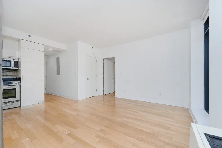 49 East 34 Street #24C, Manhattan, NY 10016 apartment_living_room 1