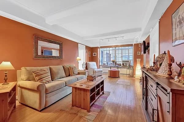 10 Park Ave #8-S, Manhattan, NY 10016 apartment_living_room 1