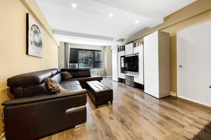 30 East 37 Street #8-F, Manhattan, NY 10016
