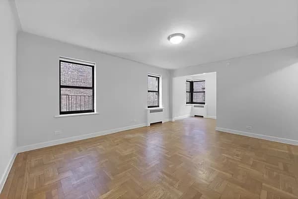 8 Gramercy Park South #5D, Manhattan, NY 10003