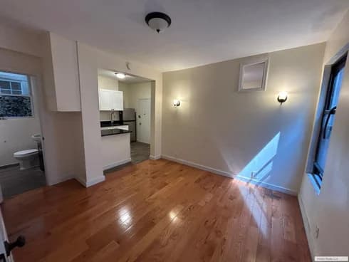 75 Lexington Avenue #3R, Manhattan, NY 10010