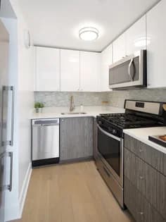 150 East 34 Street #2001, Manhattan, NY 10016 - Image 1