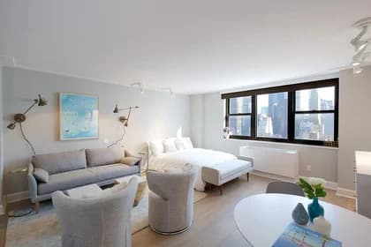 150 East 34 Street #2702, Manhattan, NY 10016 - Image 1