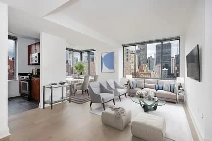 150 East 34 Street #2702, Manhattan, NY 10016