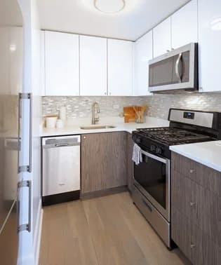150 East 34 Street #701, Manhattan, NY 10016