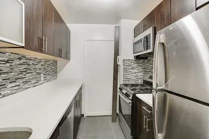 120 East 34 Street #16D, Manhattan, NY 10016