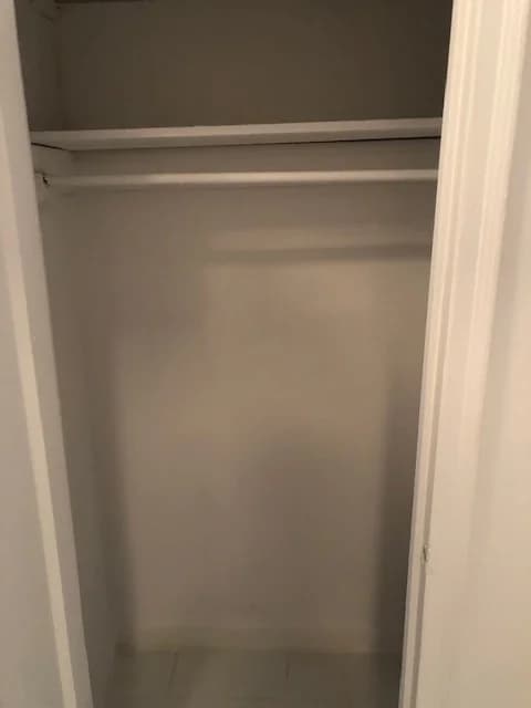 150 East 39 Street #1405, Manhattan, NY 10016 apartment_closet 1