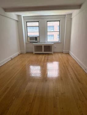 150 East 39 Street #506, Manhattan, NY 10016