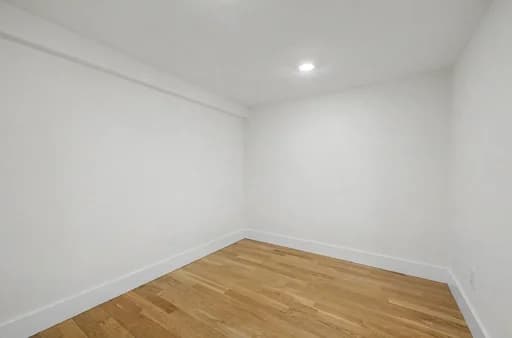 220 East 22 Street #3U, Manhattan, NY 10010
