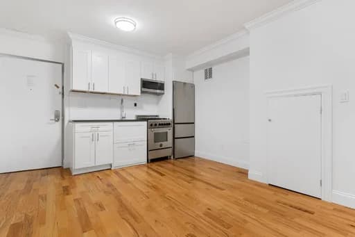 220 East 22 Street #GLT, Manhattan, NY 10010 - Image 1