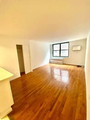 210 East 22 Street #210-01J, Manhattan, NY 10010