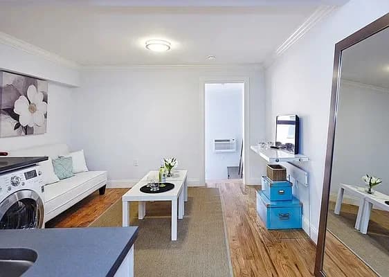 210 East 22 Street #6G, Manhattan, NY 10010 apartment_living_room 1