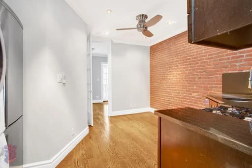 219 East 23 Street #11, Manhattan, NY 10010