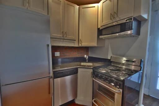219 East 23 Street #19, Manhattan, NY 10010
