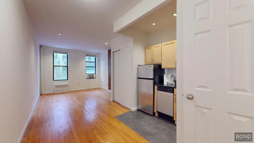 239 East 24 Street #3, Manhattan, NY 10010