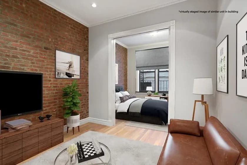 209 East 25 Street #1G, Manhattan, NY 10010 apartment_living_room 1