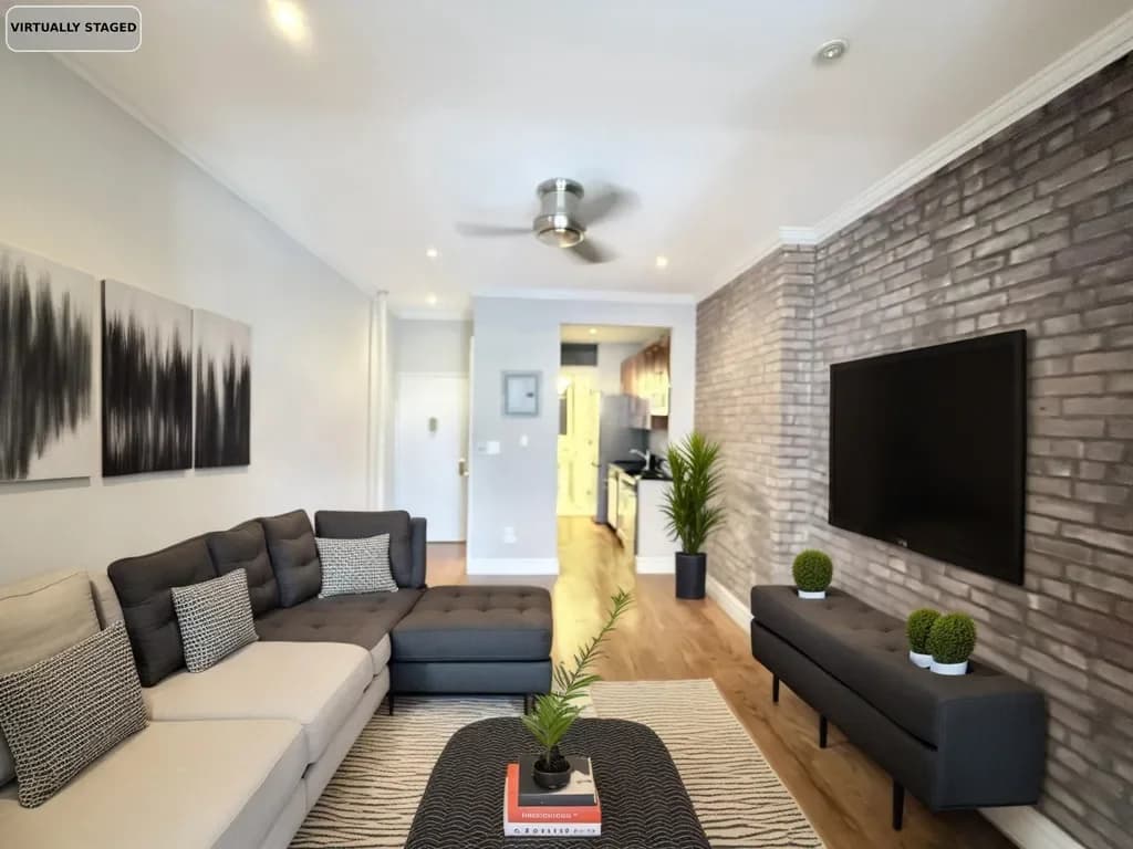 209 East 25 Street #5B, Manhattan, NY 10010 apartment_living_room 1