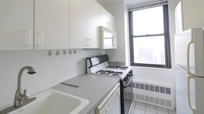 240 East 27 Street #26B, Manhattan, NY 10016