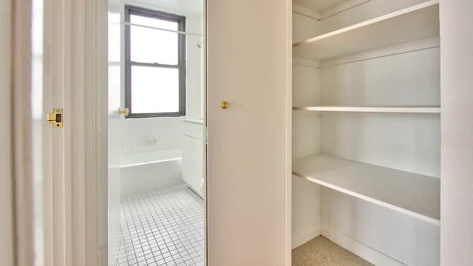 240 East 27 Street #26K, Manhattan, NY 10016