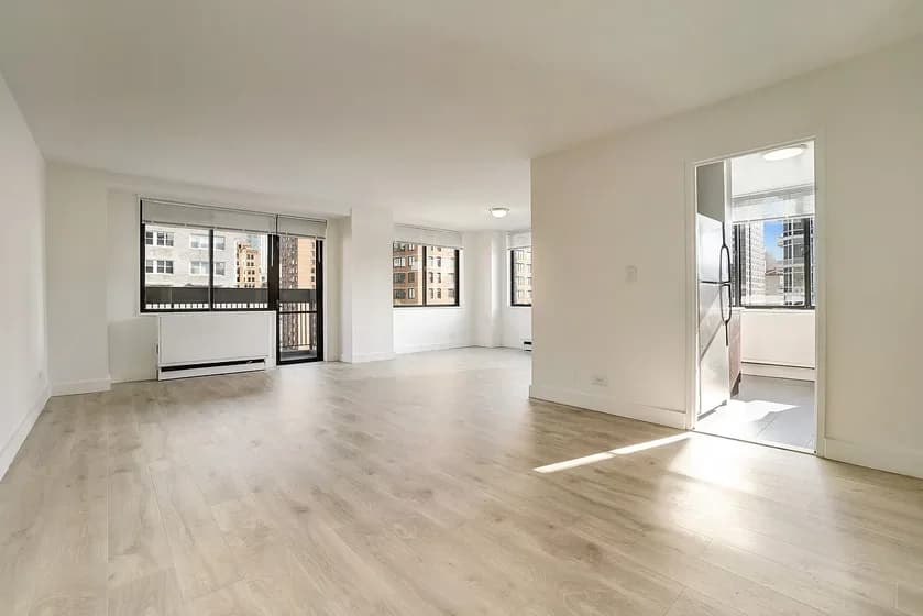 200 E 33 St #21I, Manhattan, NY 10016 apartment_living_room 1