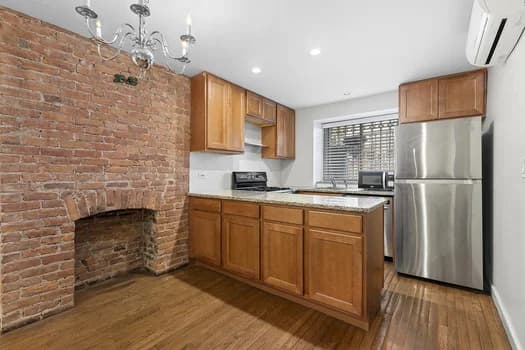 250 East 33 Street #GARDEN, Manhattan, NY 10016 - Image 1