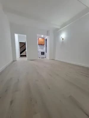 201 East 35 Street #1-K, Manhattan, NY 10016