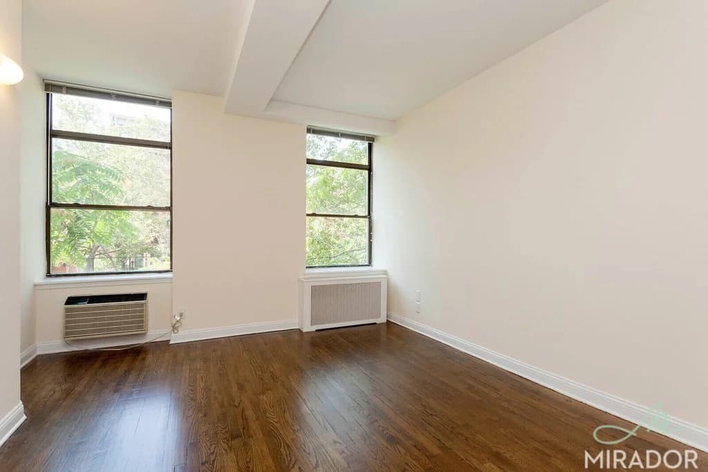 304 East 20 Street #2E, Manhattan, NY 10003 apartment_bedroom_room 1