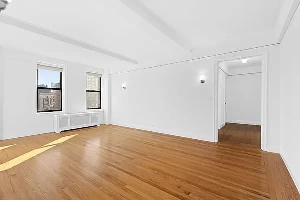 301 East 21 Street #10E, Manhattan, NY 10010