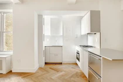 301 East 21 Street #13N, Manhattan, NY 10010