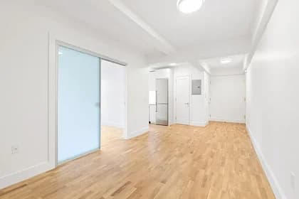 301 East 21 Street #16B, Manhattan, NY 10010