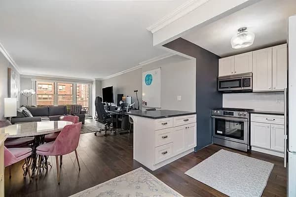 305 East 24 Street #16-T, Manhattan, NY 10010