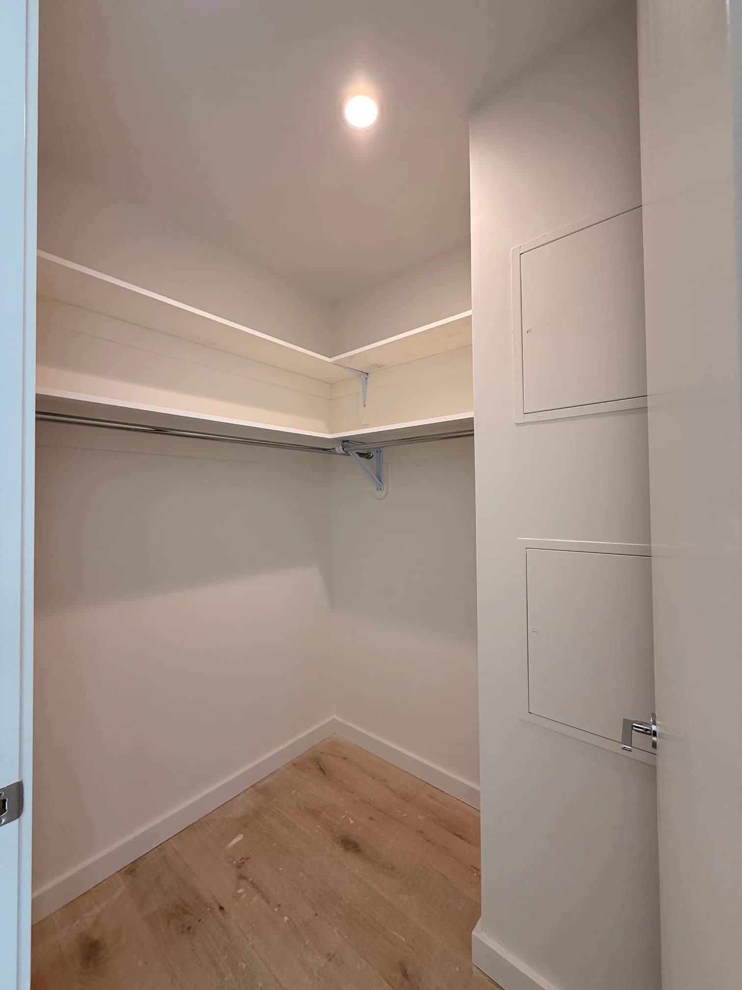 636 West 158 Street #14-E, Manhattan, NY 10032 apartment_walk_in_closet 1