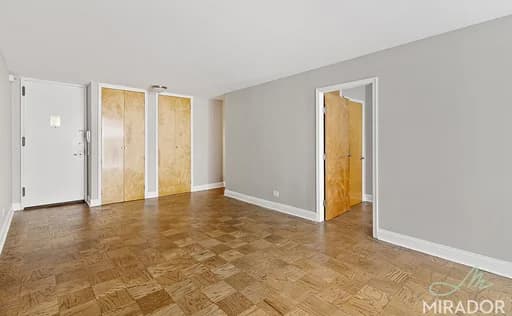 330 East 39 Street #10M, Manhattan, NY 10016