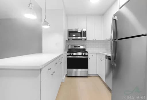 330 East 39 Street #10R, Manhattan, NY 10016