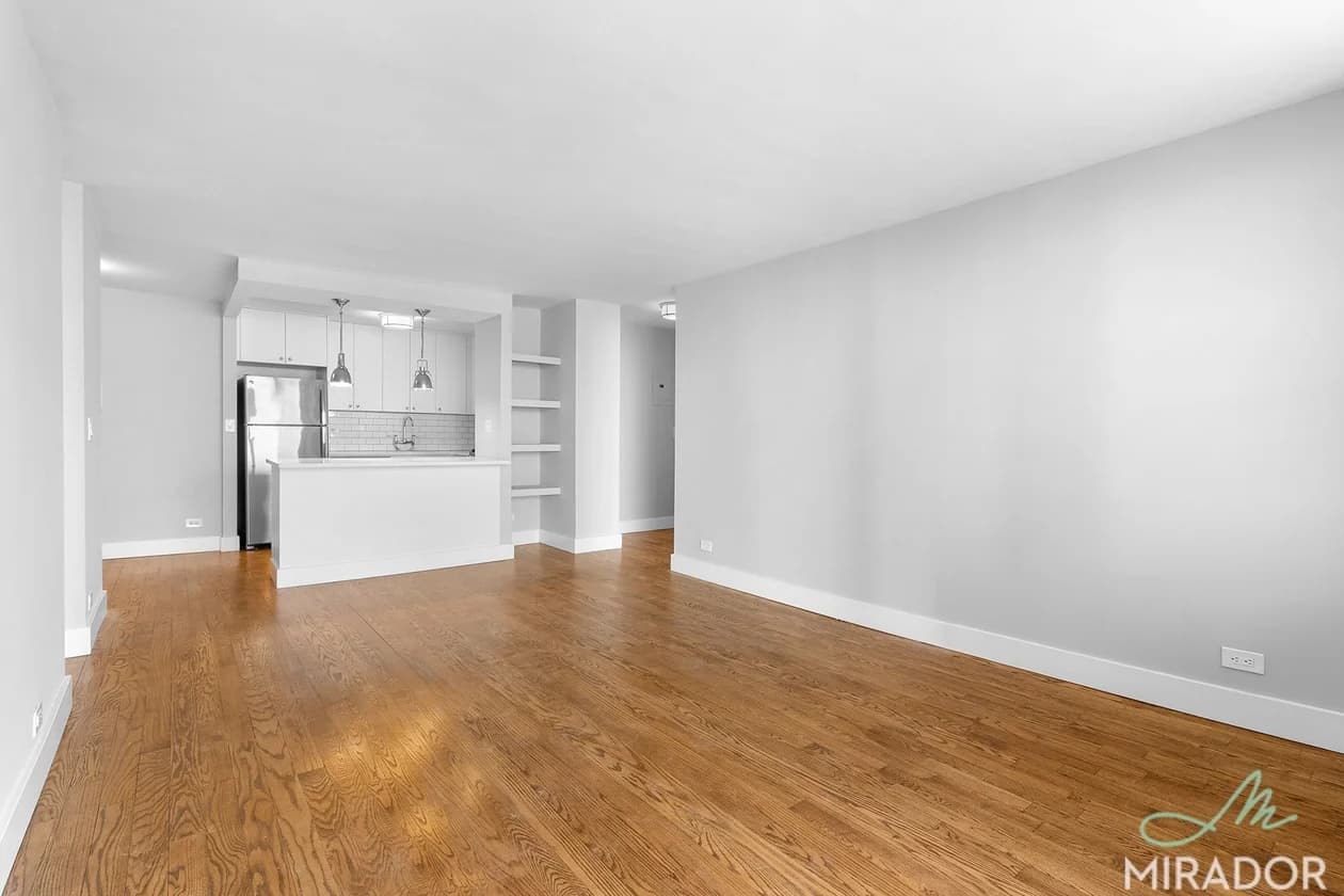 New York Tower 330 East 39 Street #21D, Manhattan, NY 10016 apartment_living_room 1