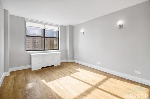 330 East 39 Street #25M, Manhattan, NY 10016