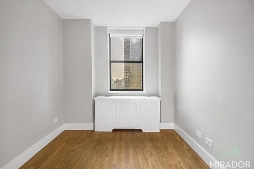 330 East 39 Street #25M, Manhattan, NY 10016