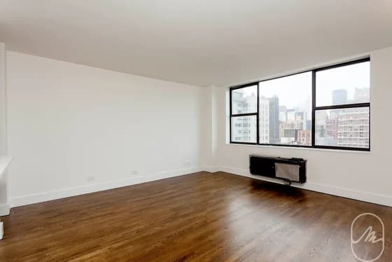 330 East 39 Street #31E, Manhattan, NY 10016
