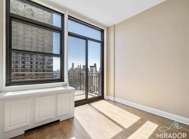 330 East 39 Street #37C, Manhattan, NY 10016