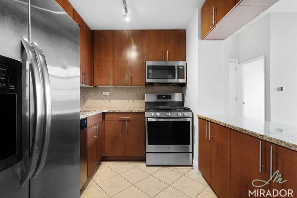 New York Tower 330 East 39 Street #37D, Manhattan, NY 10016 apartment_kitchen 1