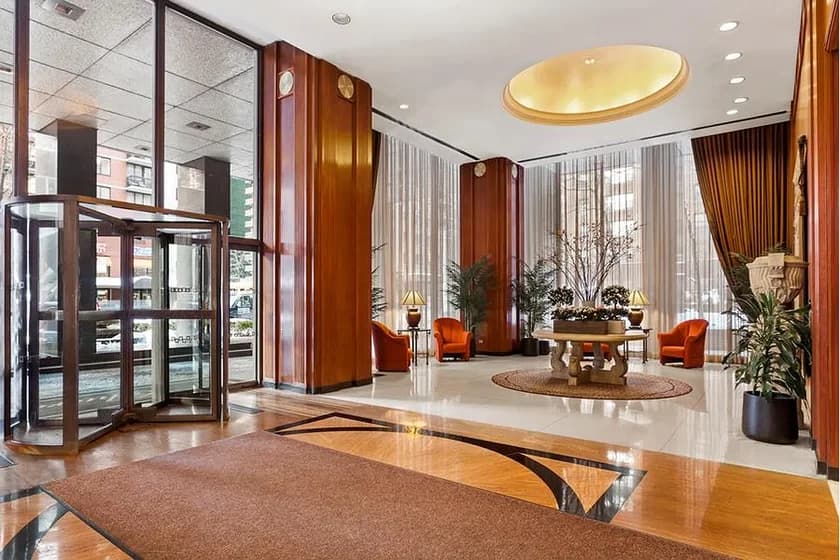 300 East 40 Street #5X, Manhattan, NY 10016 lobby 6