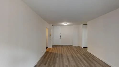 401 E 34 St #N14M, Manhattan, NY 10016