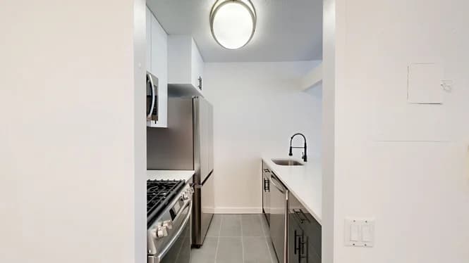 401 E 34 St #S24E, Manhattan, NY 10016
