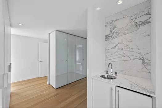 135 West 52 Street #PH4, Manhattan, NY 10019